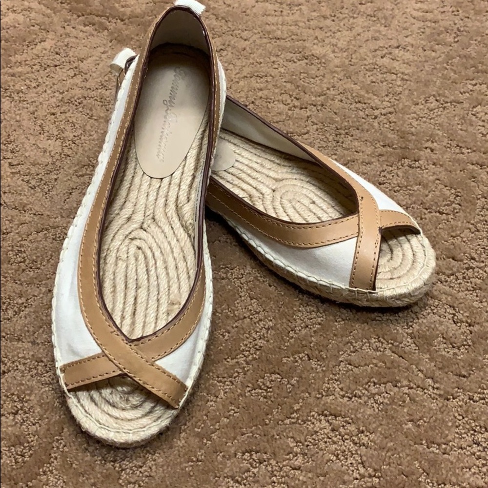 Tommy Bahama espadrilles